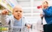 bebê no supermercado com sua mãe e fazendo cara de brabo - Terrible Two