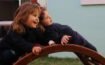 Duas irmãs juntas n a escola - Dicas para Fortalecer o Vínculo Familiar
